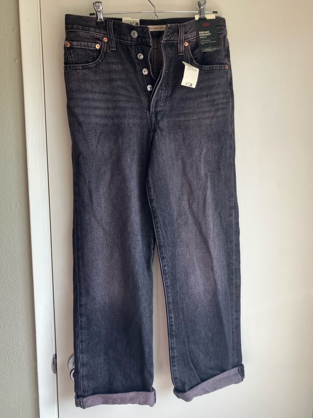 NWT Levi’s Ribcage Straight Ankle 28 x 29 Button Fly Grey Charcoal New
